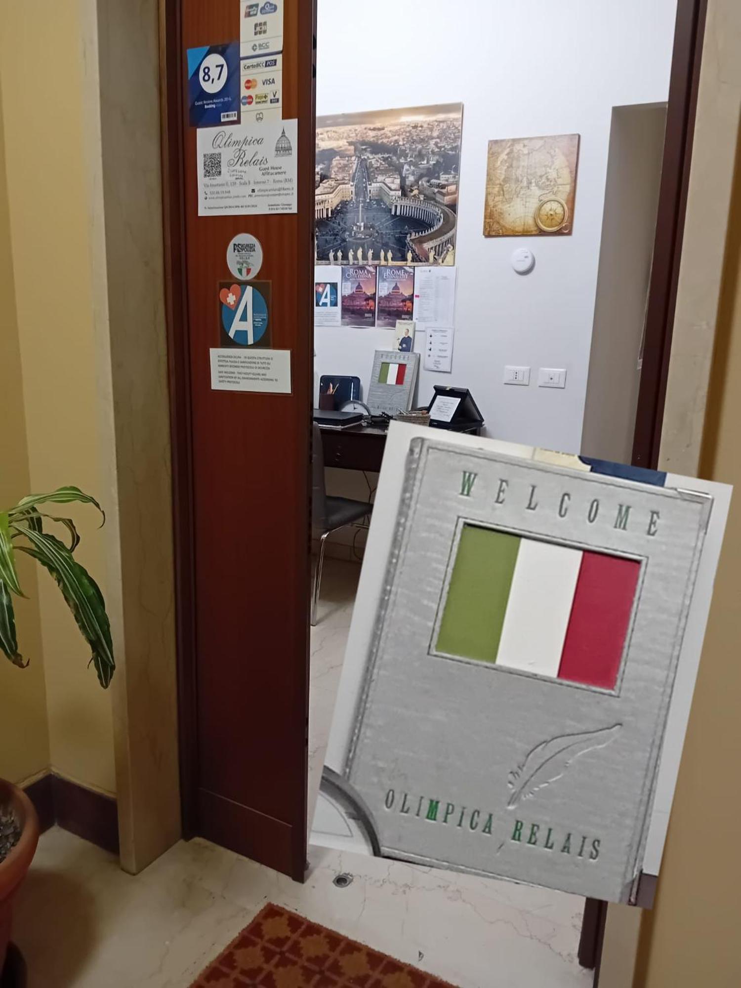 Olimpica Relais Guest House Рим Екстериор снимка