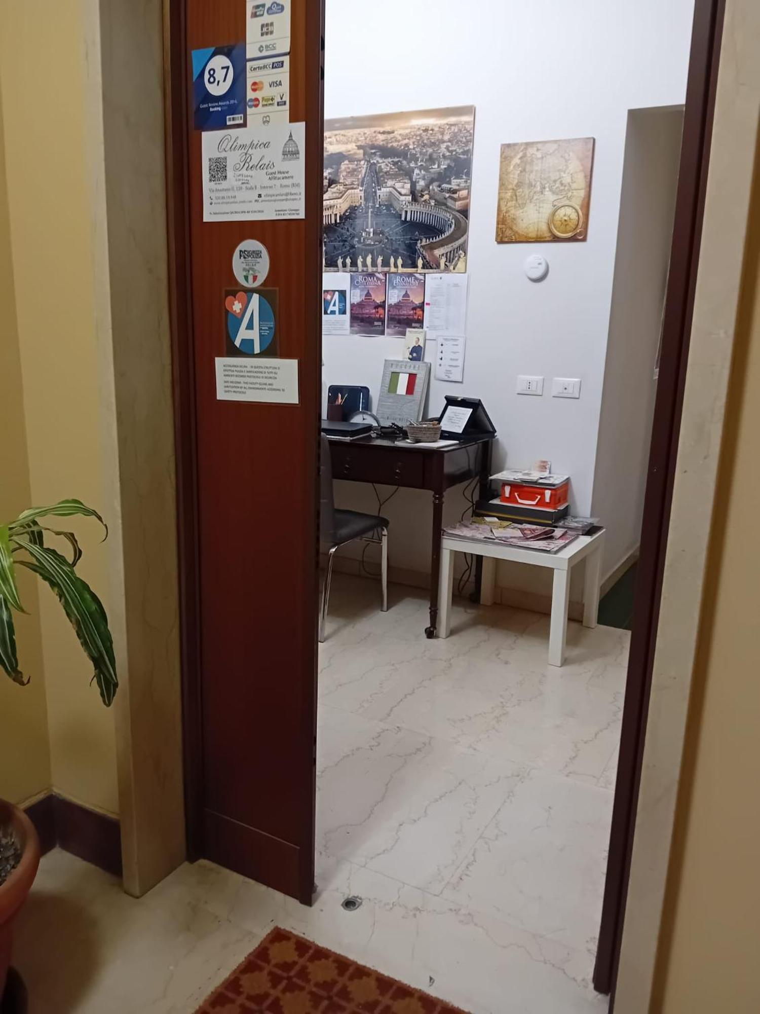 Olimpica Relais Guest House Рим Екстериор снимка
